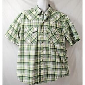 Magellan Outdoors Fishing Shirt L Green Plaid Vented Loose Fit Mag Wick Snap